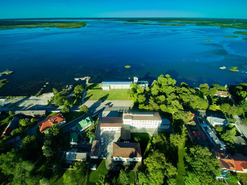 Hotel Promenaadi Hapsal Exteriör bild