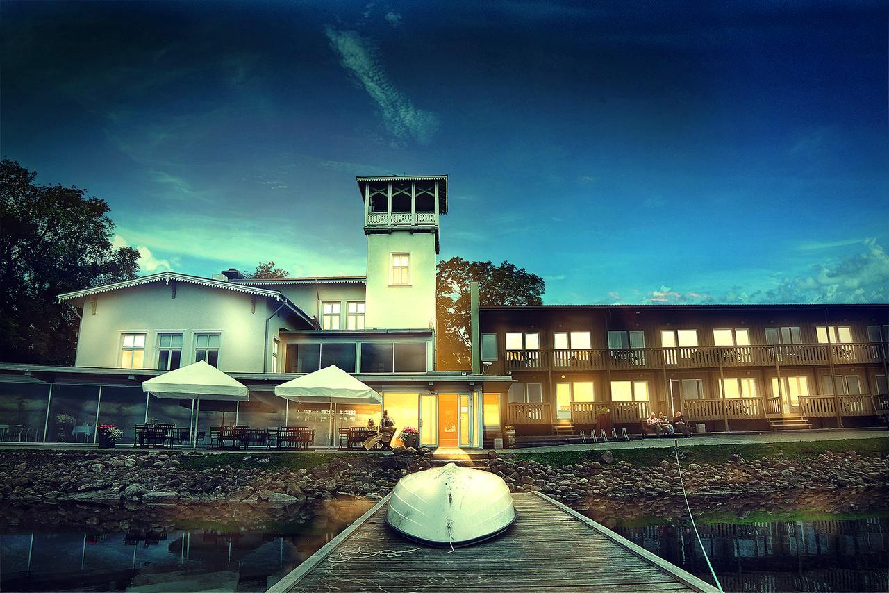 Hotel Promenaadi Hapsal Exteriör bild